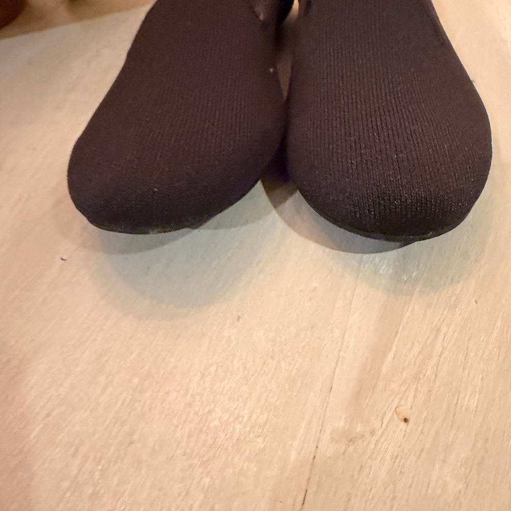 Rothy's Women's Black and Blue Flats - Picture 5 of 5